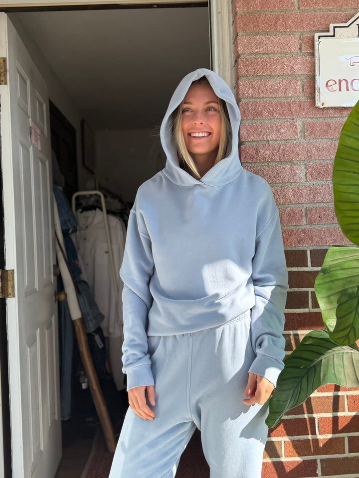 Perfectwhitetee | Baby Blue Sweat Set, M