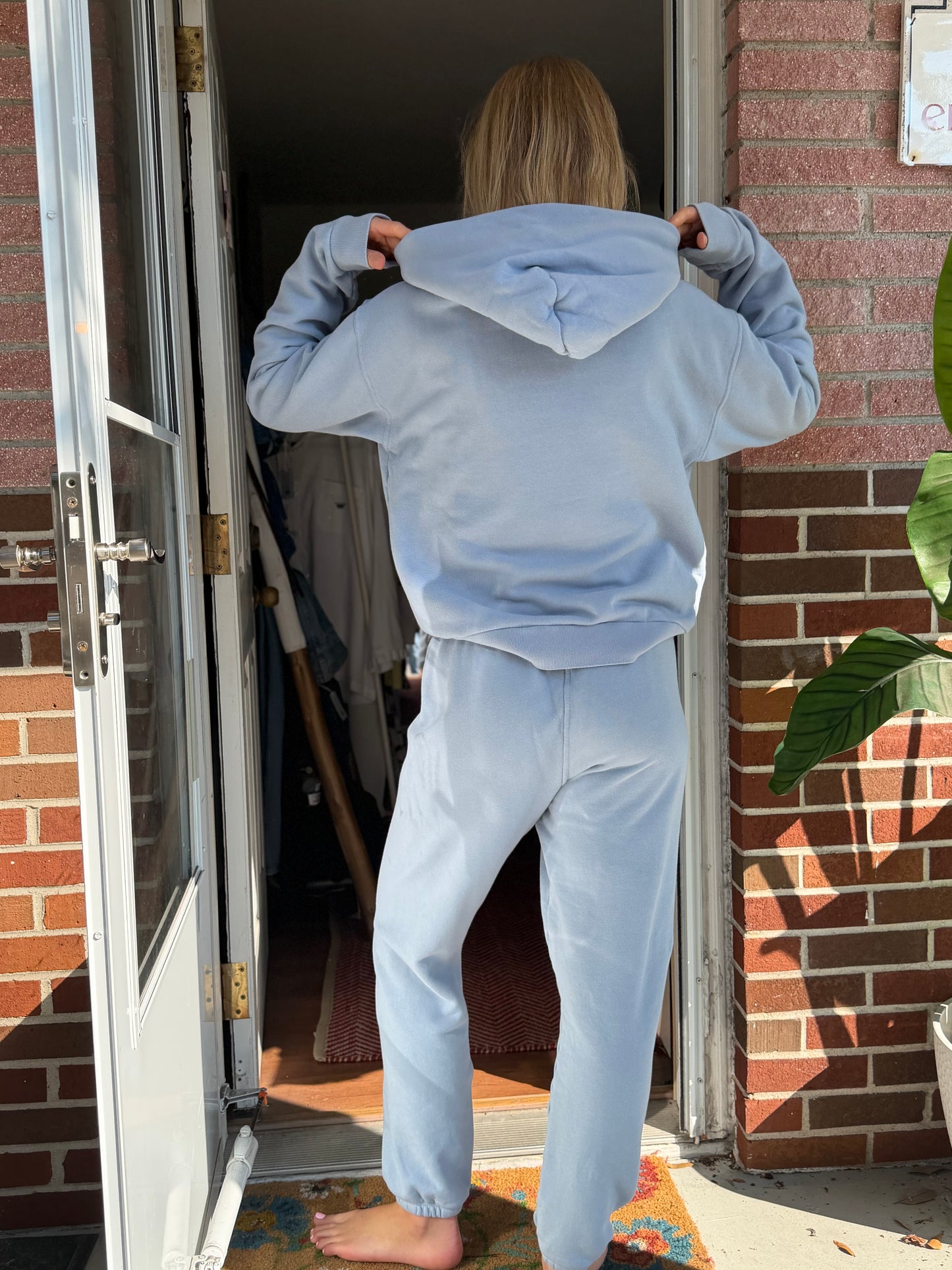 Perfectwhitetee | Baby Blue Sweat Set, M