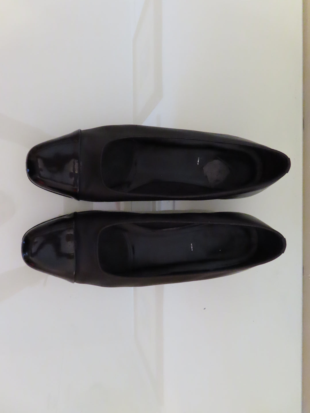 Vaneli | "Forever" Cap-Toe Flat | Leather