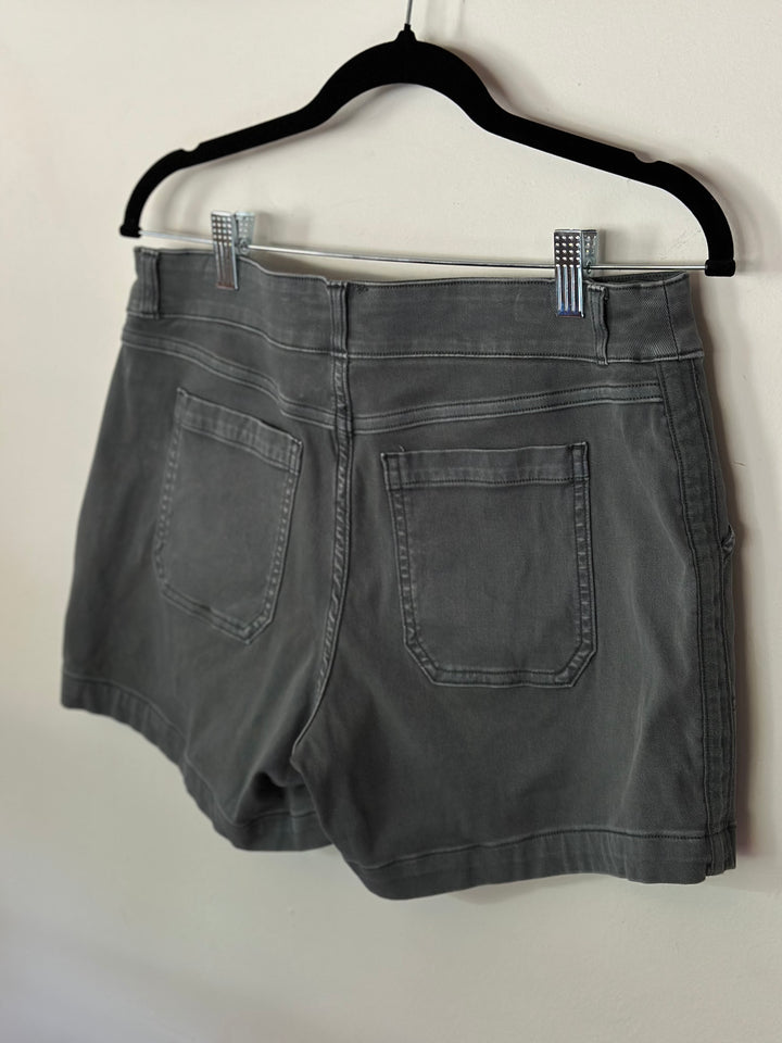 Spanx | Stretch Twill Shorts
