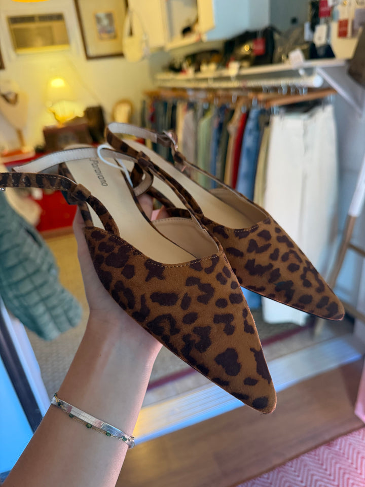 C. Paravano  | Sleek Slingback FLats, 37.5