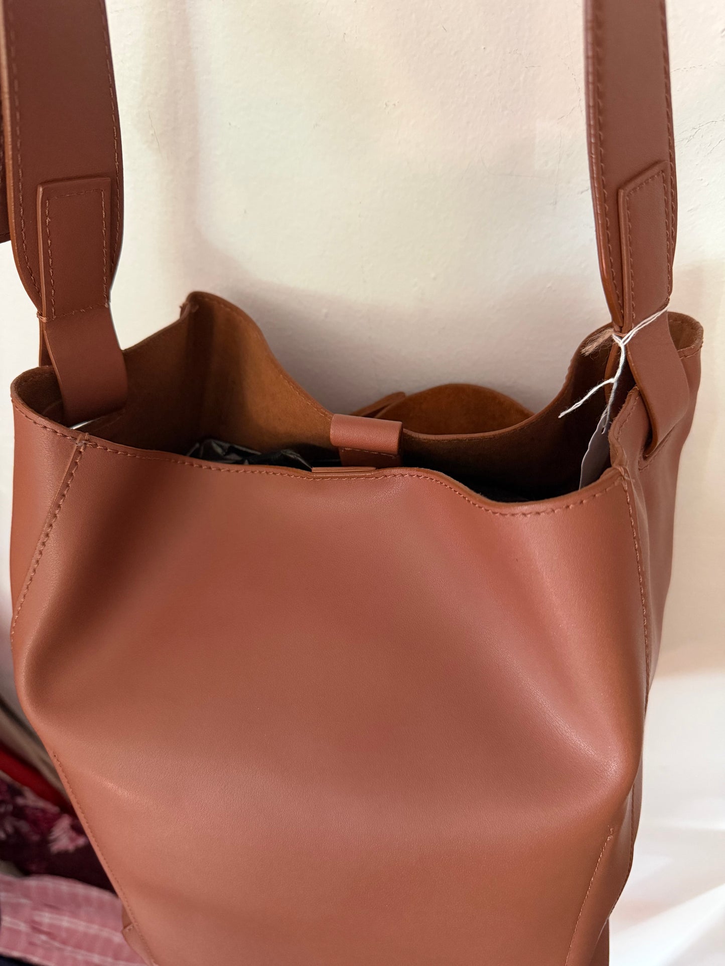 Everlane | The Studio Bag in Cognac