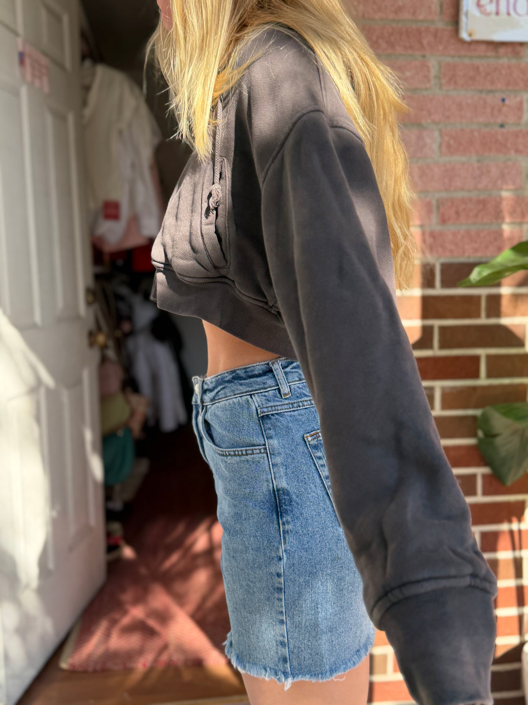Elwood | Charcoal Cropped Zip Hoodie, S