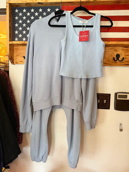 Perfectwhitetee | Baby Blue Sweat Set, M