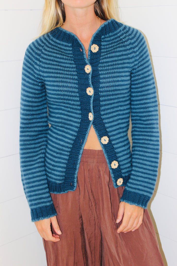 Vintage Flower Button Sweater, S/M