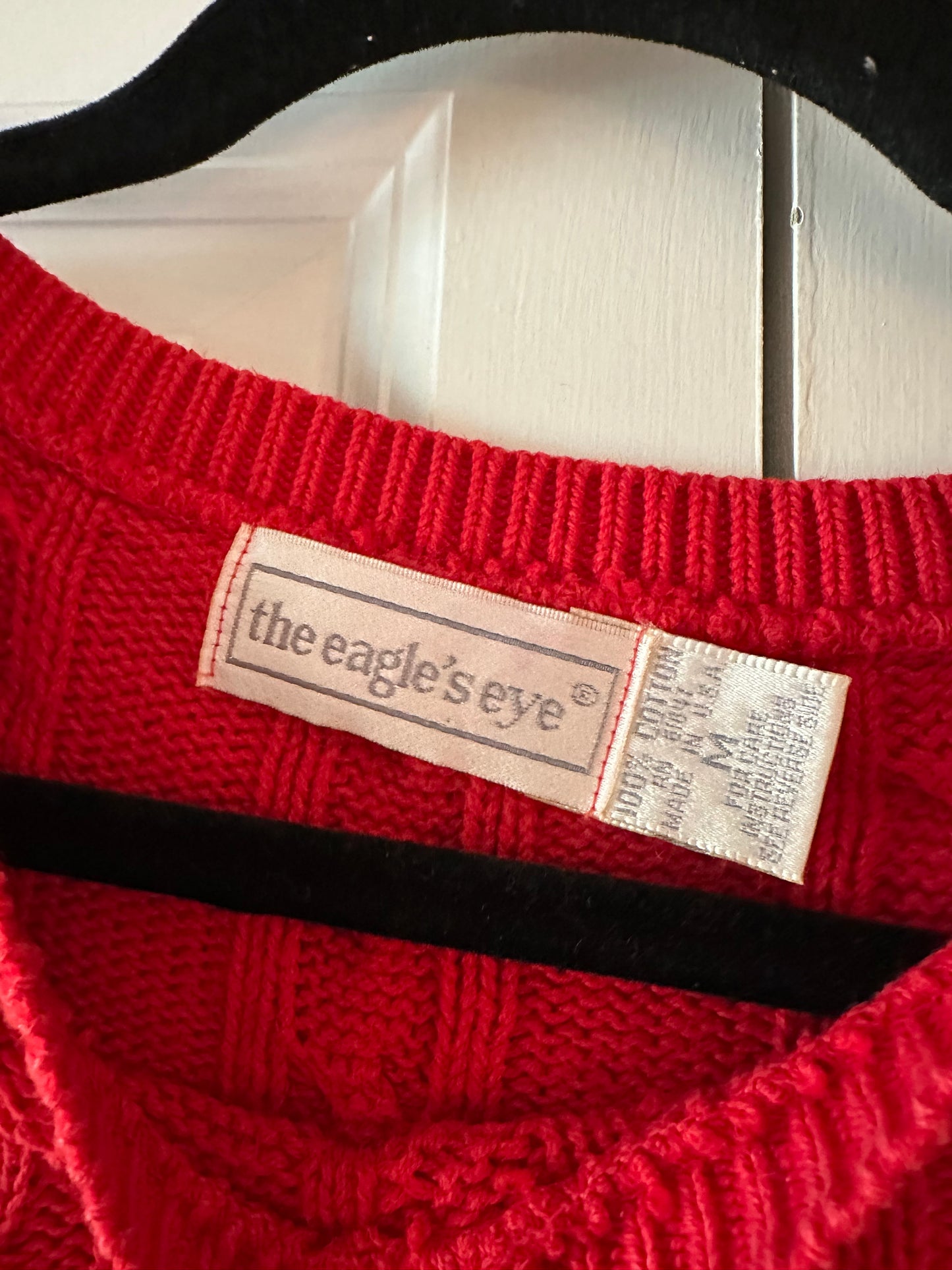 The Eagles's Eye | Vintage Red Sleevless Sweater