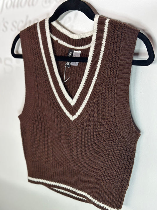 H&M | Brown & White Sleeveless Sweater