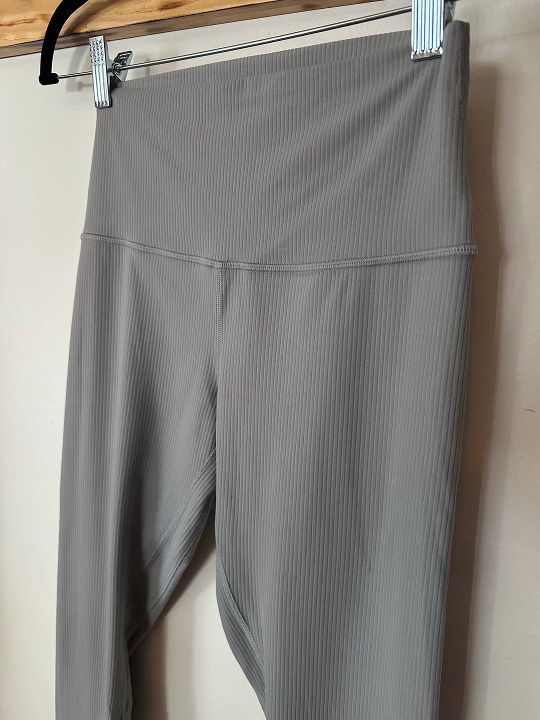 Lululemon | Full Length Gray Ribbed Leggings