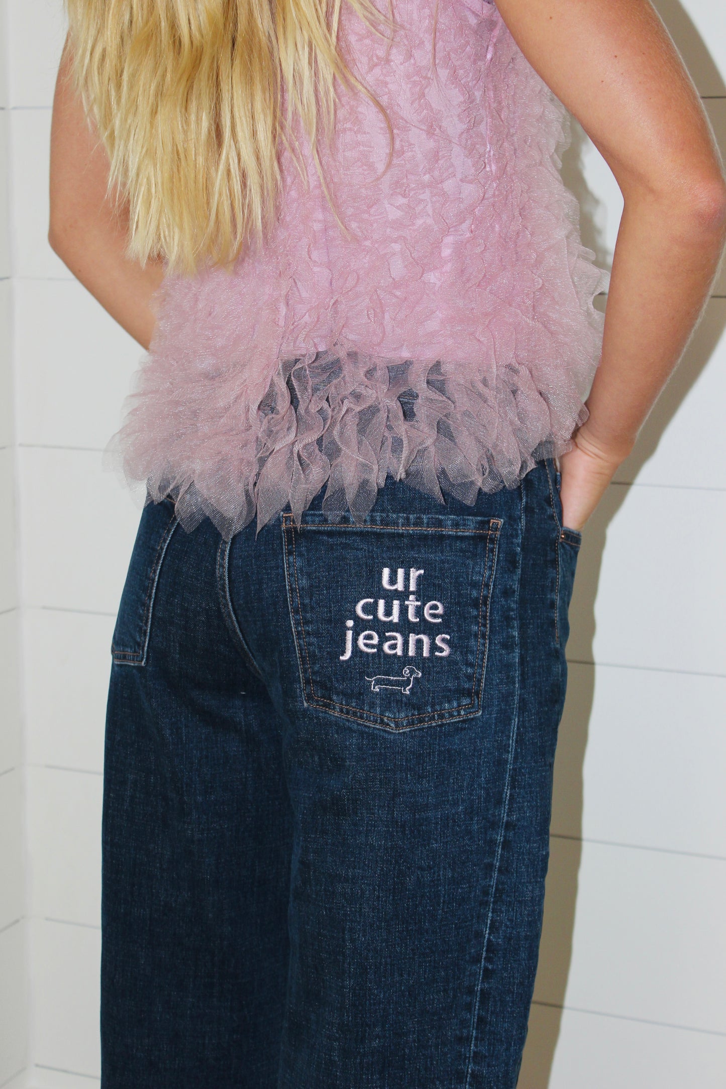 Endsley | "Ur Cute Jeans" Barrel Jeans, 4
