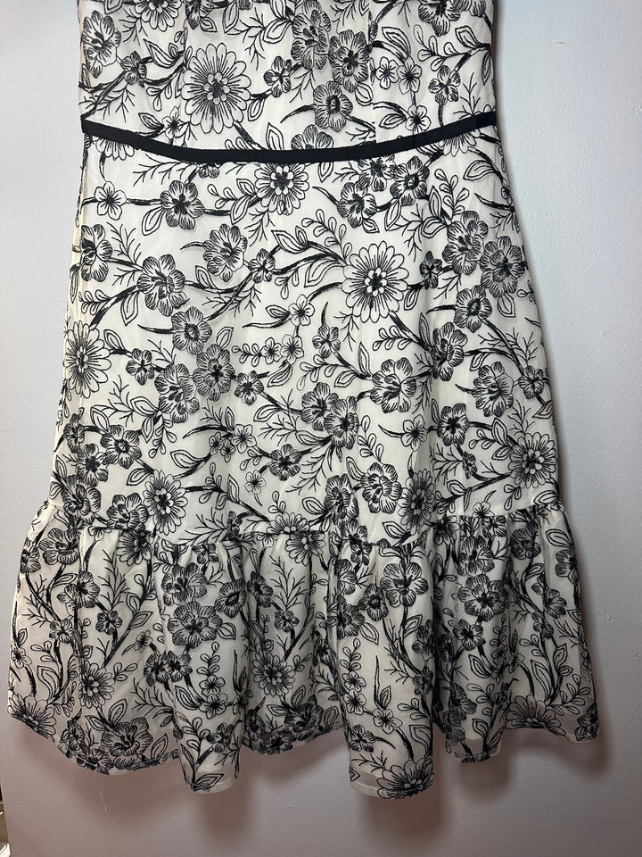 Gal Meets Glam | Black Floral Embroidered Dress, 0