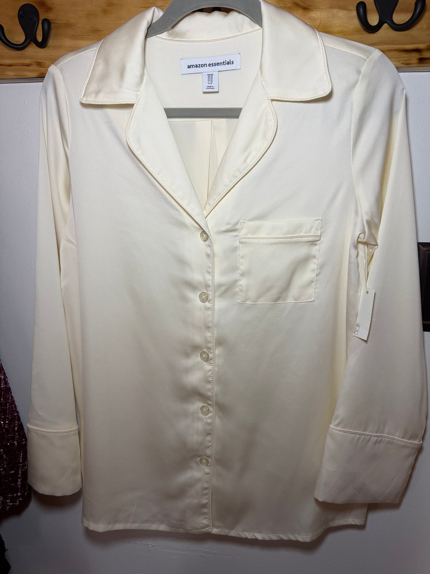 Amazon Essentials | Silky PJ Set, XS