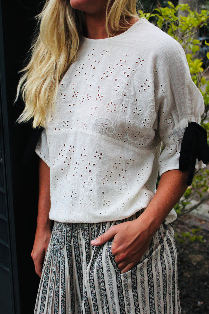 Zara | Eyelet Cinched Sleeve Top, XS