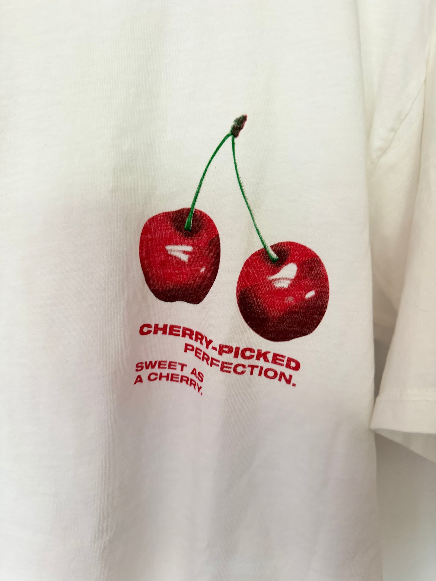 Vintage Havana | Cherry Graphic Tee, S/M