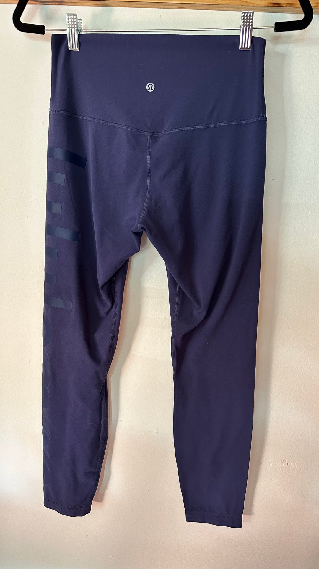 Lululemon | Navy Blue Labeled Leg 7/8 Leggings